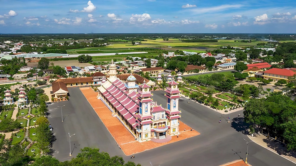 Toàn bộ khuôn viên Tòa Thánh Tây Ninh nhìn từ trên cao